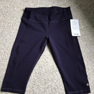 Dark purple (almost black) lululemon Clip in crop